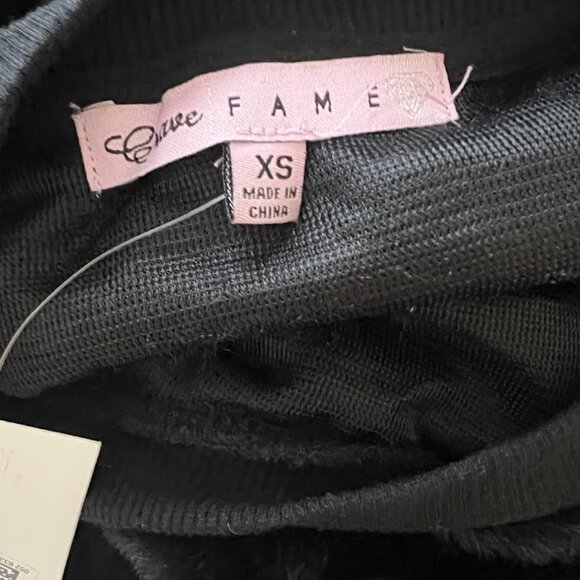 NWT Crave Fame Black Faux Fur Long Sleeve Pullover Sweater Size XS NEW - Picture 8 of 9